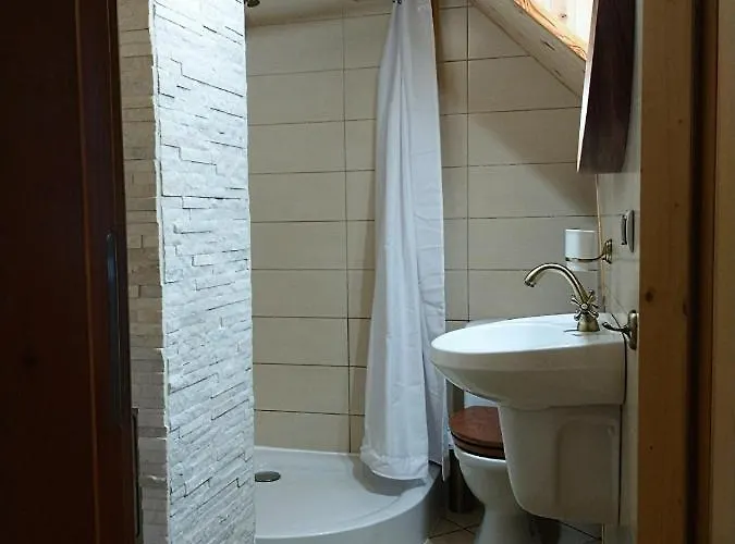 Za Siódmą Górą * Czerwienne